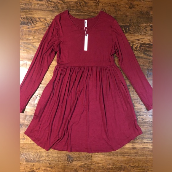 Amazon Long sleeve Red Dress Size Large New - Picture 1 of 3